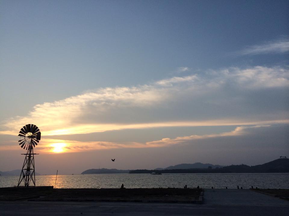 Brezza Hotel Lumut Buitenkant foto